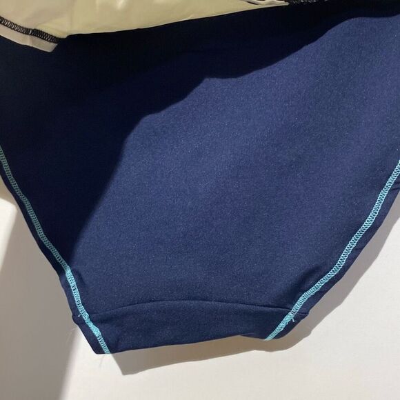 Set of 2 Sexy Basics Blue Cream Ultra Soft Silky Bikini Panties Medium NWT - Picture 4 of 10